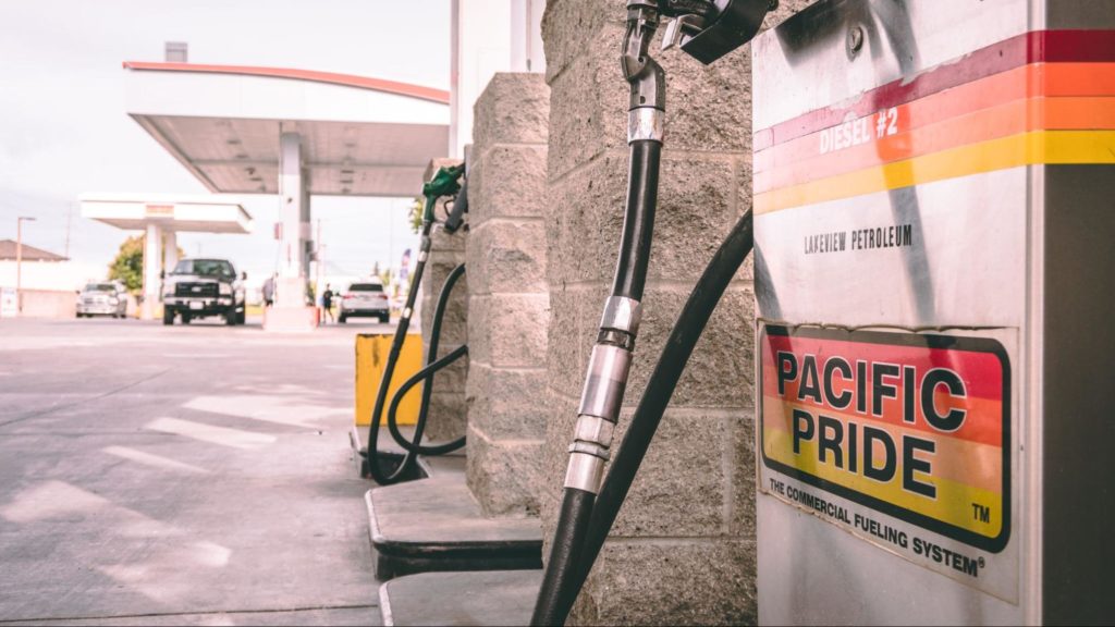 Image of a Pacific Pride fuel pump at a Lakeview Energy Services fuel station.